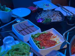 -唯爱KTV聚会餐厅(仙林东城汇店)