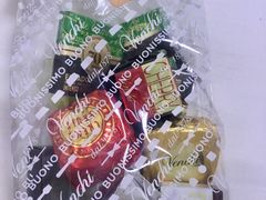 -VENCHI 闻绮(北京国贸商城店)