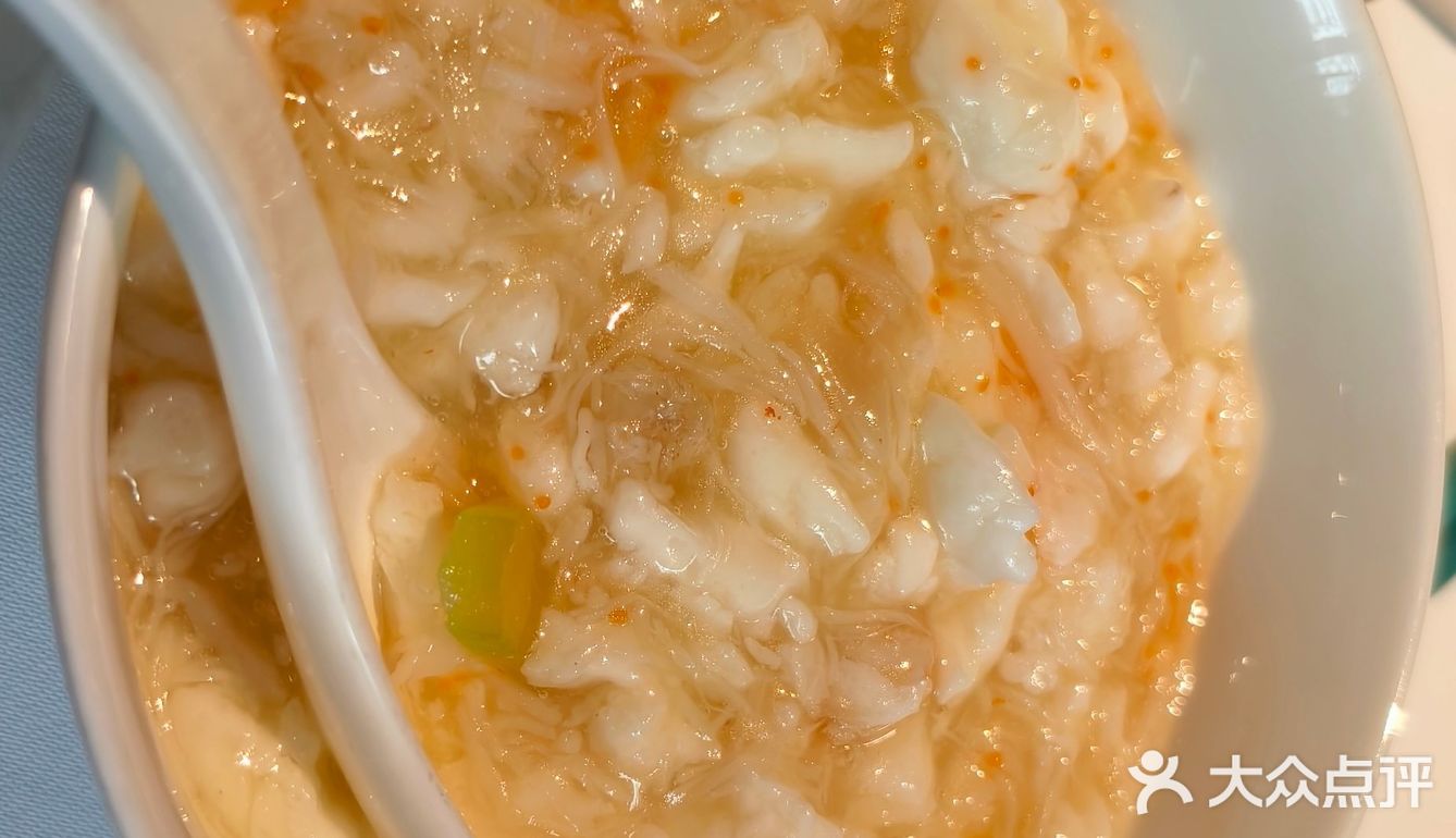 周末美食探店，上海商城厢房吃顿本帮菜