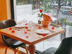 -Mark&Mars Restaurant