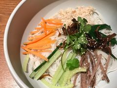 -云海肴·汽锅鸡·云南菜(天山百盛优客店)