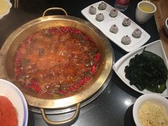 -潮火锅·麻辣牛肉火锅(观音桥方圆·LIVE店)