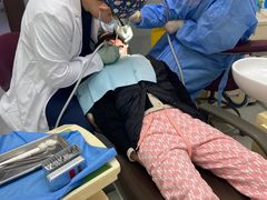 -爱贝口腔·牙周诊疗·种植修复中心