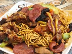 六鲜香肠炒面-一家人面馆(三条巷店)