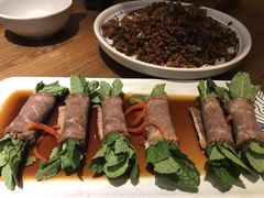 薄荷牛肉卷-云海肴·汽锅鸡·云南菜(美罗城店)
