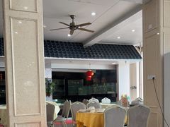 -鹏城人家海鲜酒家·23年老字号(较场尾店)