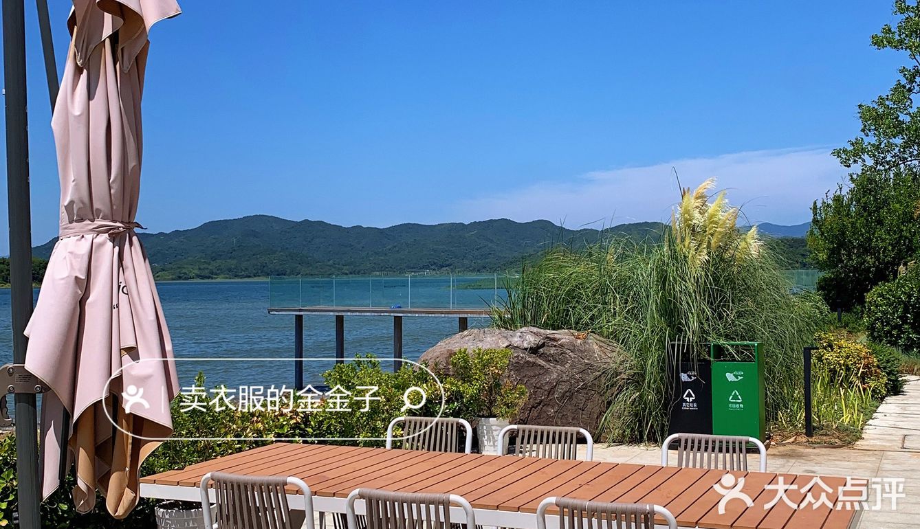 宁波探店✔️拥有绝美海景的玻璃咖啡屋☕️