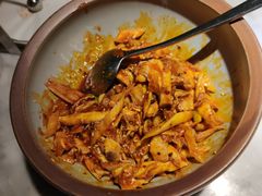 敲糖棒棒鸡-辛香汇·现炒川菜(淮海路百盛店)