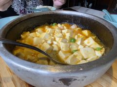 石锅海胆焗豆腐-湖鱼湖·蓉亭食贝(亚运村店)