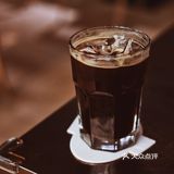 网红街的精酿餐酒吧