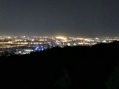 -鬼笑石后山停车场