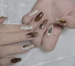-ZX·美睫设计师汇聚店