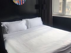 榻榻米大床房-桔子酒店(南京新街口张府园地铁站店)
