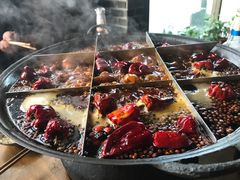 -白乐天毛肚火锅馆(南滨路店)