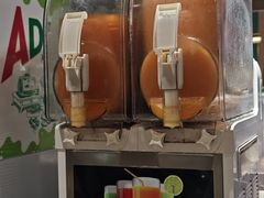 -金马门国际美食百汇(珞喻路店)