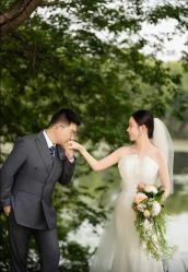 -雪中彩影婚纱摄影·微光艺术中心