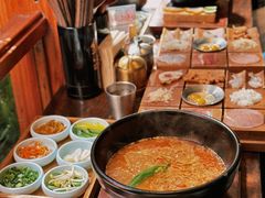-银米·云南传统过桥米线(双廊黑金冠店)
