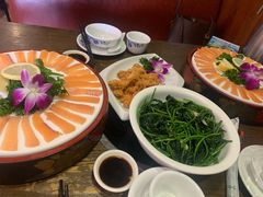 东江湖三文鱼刺身-醉美东江·三文鱼·烧鸡公