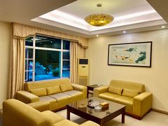 -江门古兜温泉小镇