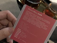 -UNI UNI(环亚凯瑟琳店)