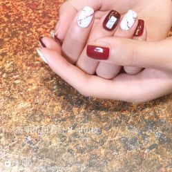 -Pink You美甲洗眉纹绣定制中心
