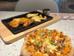 -必胜客(WOW中心城店)