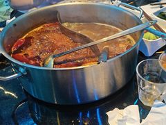 -唯爱KTV聚会餐厅(仙林东城汇店)