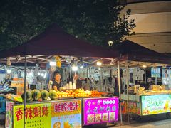 -吴山路夜市