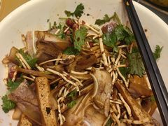 -黔蘑菇四季餐厅(观山湖店)