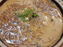 阿婆烧的手工苕粉-吃饭皇帝大土家民族菜(正大广场店)