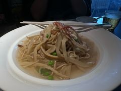 -吴越荣记苏州菜·松鼠桂鱼100%活鱼现做(斜塘老街店)