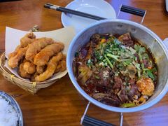 -爆炸头阿姨小四川正宗川味小吃(无任何分店)