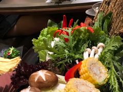 -捞王锅物料理(上海世茂广场店)