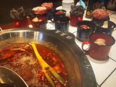 清汤鸳鸯锅-强盅盅重庆市井火锅店(中央大街店)