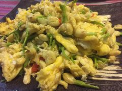 -香巴拉云南餐厅(华莱坞店)