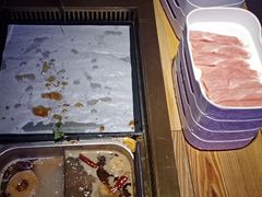 自助取餐区-蒙肥羊·酸汤潮牛·鲜牛肉火锅烤肉自助(岗顶店)