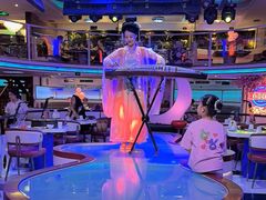 -巴特餐饮6加1音乐餐吧·新疆菜