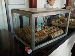 面包甜点陈列柜-李小老烧饼(常营民族家园店)