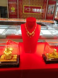-香港金六福珠宝(大浪商业中心店)