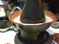 -羊家胡同·龙虾烧烤火锅(龙汇路店)