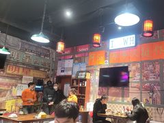 -蚝堡海鲜·威海菜·海肠捞饭·烧烤·亚洲吃蚝公司(幸福门店)