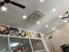 -老西白点心店