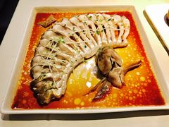 清蒸武昌鱼-莲餐厅·湖北菜·藕汤是头牌(愚园路店)