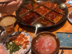 -周小明火锅(黑金冠社区店)