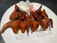 蝴蝶里招牌乳鸽-蝴蝶里·粤菜·点心(龙湖天街&滨江店)