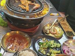 -胡悦里韩式烤肉(芝罘万达广场店)