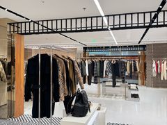 -BURBERRY(上海港汇恒隆广场店)
