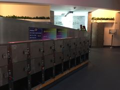 -冰纷万象滑冰场(深圳万象城店)