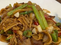 -八大碗·地道东北菜(中街店)