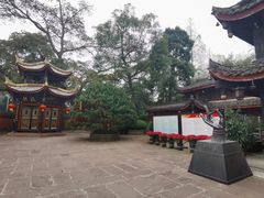 -峨眉山报国寺